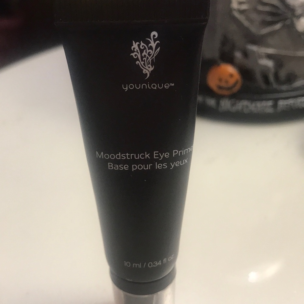 Younique “Eye Primer”